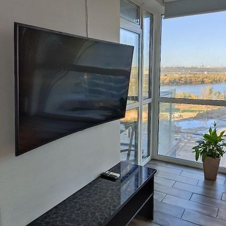 4 Rooms Apartment With A View Of The Dnieper River 키예프 외부 사진